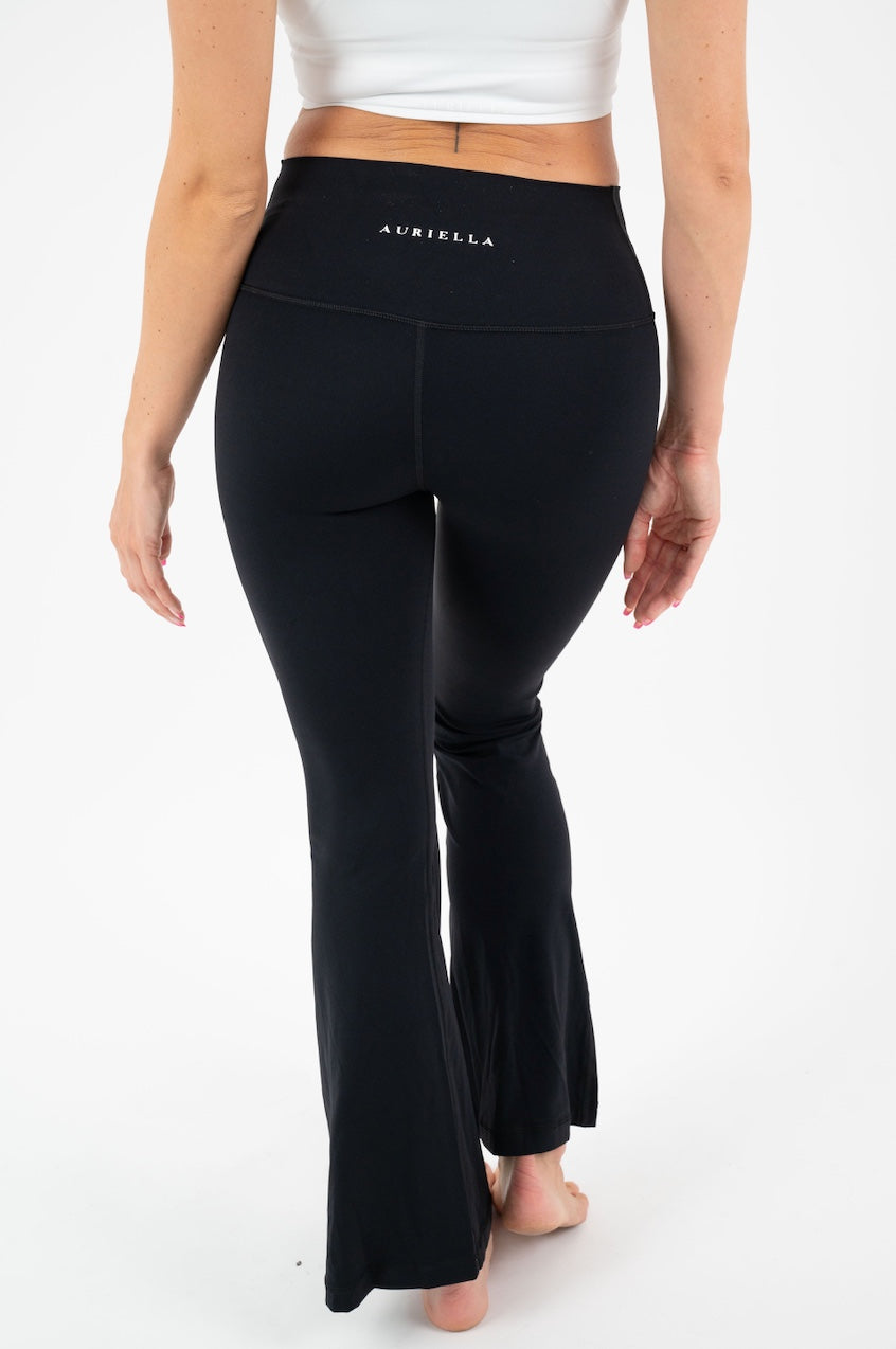The Pilates Flares | Black