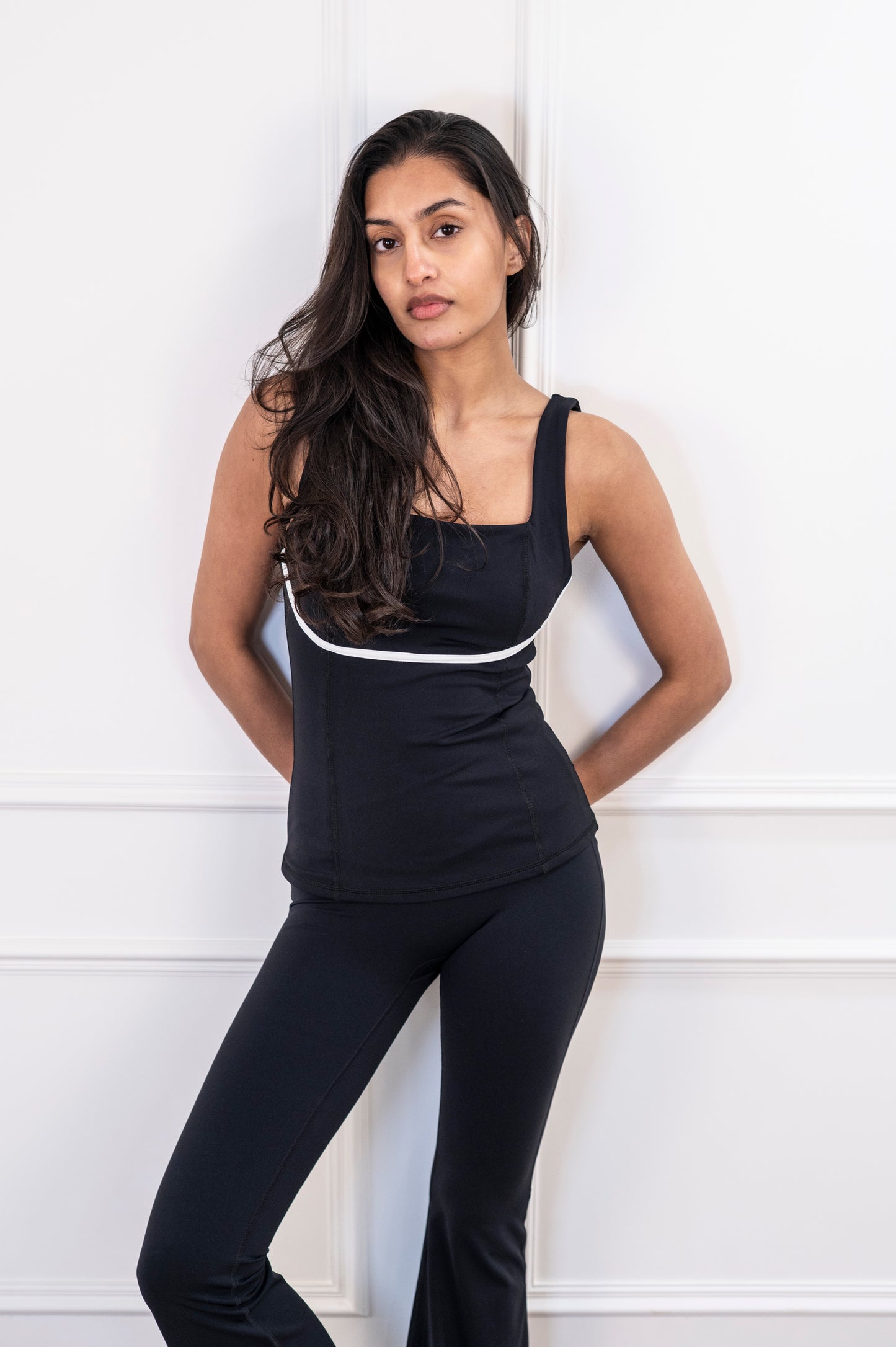 Sculpt Tank Top - Black