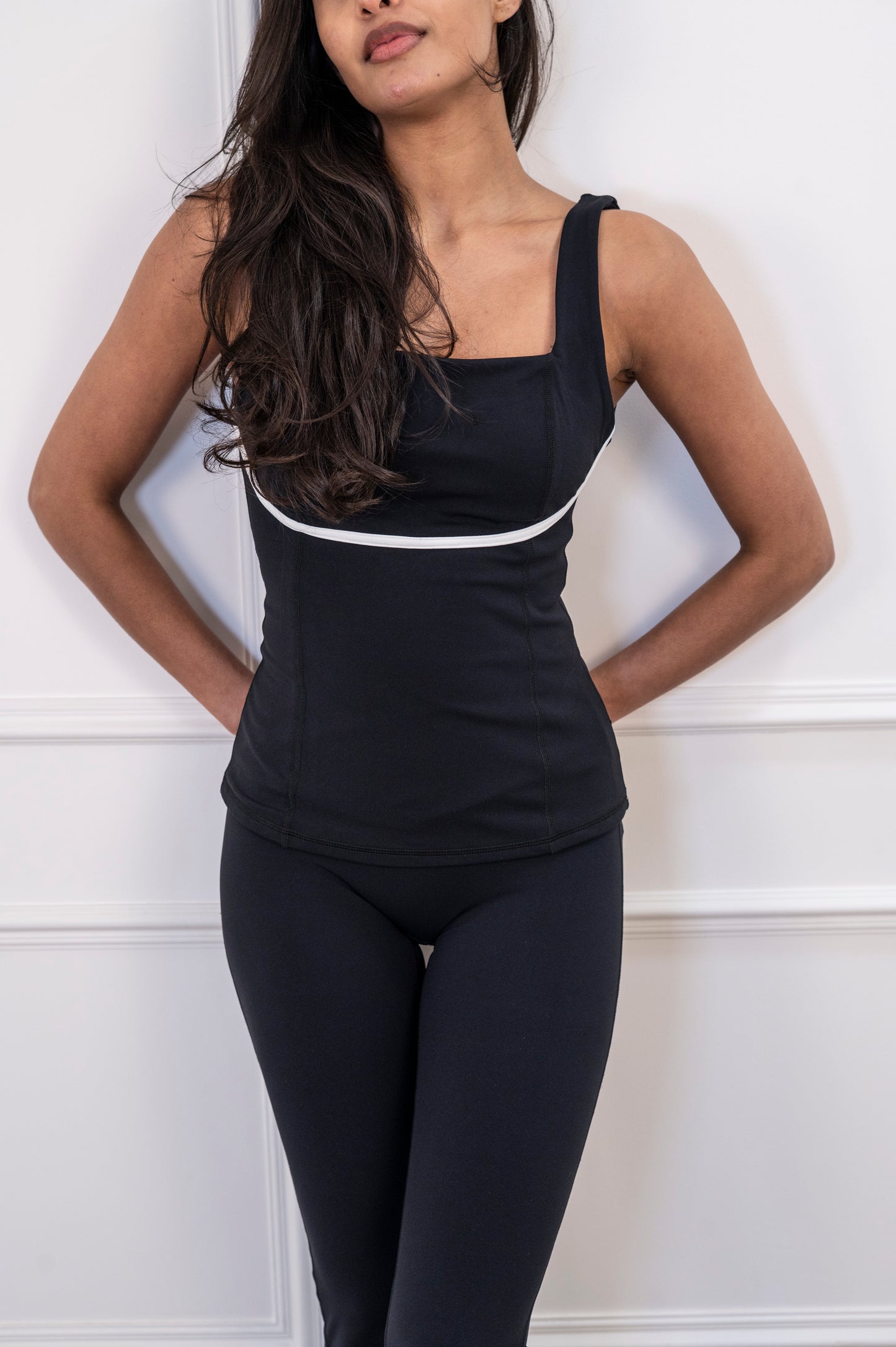 Sculpt Tank Top - Black